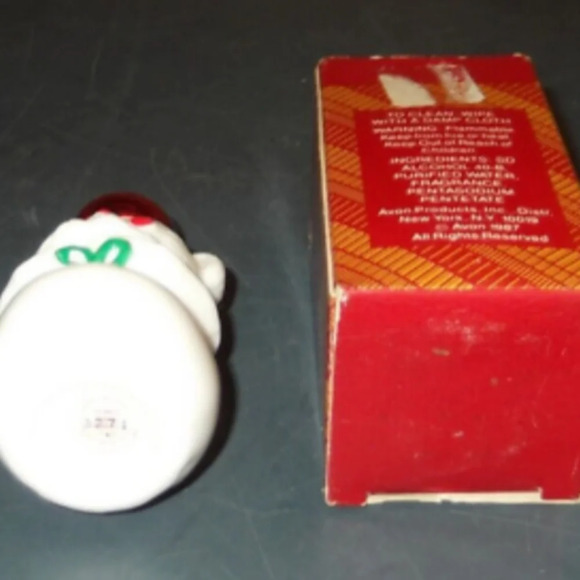 VINTAGE AVON SNUG CUB DECANTER COLOGNE WITH BOX - Picture 4 of 4